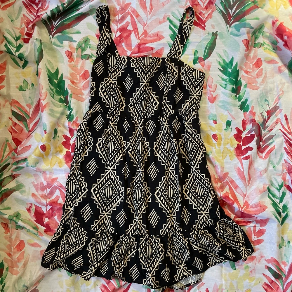 NWT 💥 Juniors XXL Black and White Pattern Dress 💥